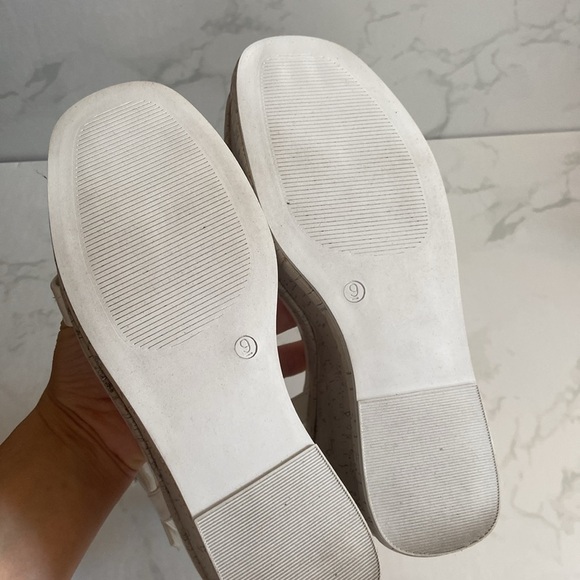 White Open Toe Block Cork Heel New Patent Leather Madden Girl Wedges size 9 - Picture 5 of 6